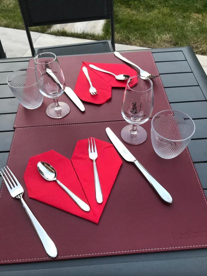 L'Attrap'Reves : Le Confort Hotelier, La Convivialite En Plus Ergersheim エクステリア 写真